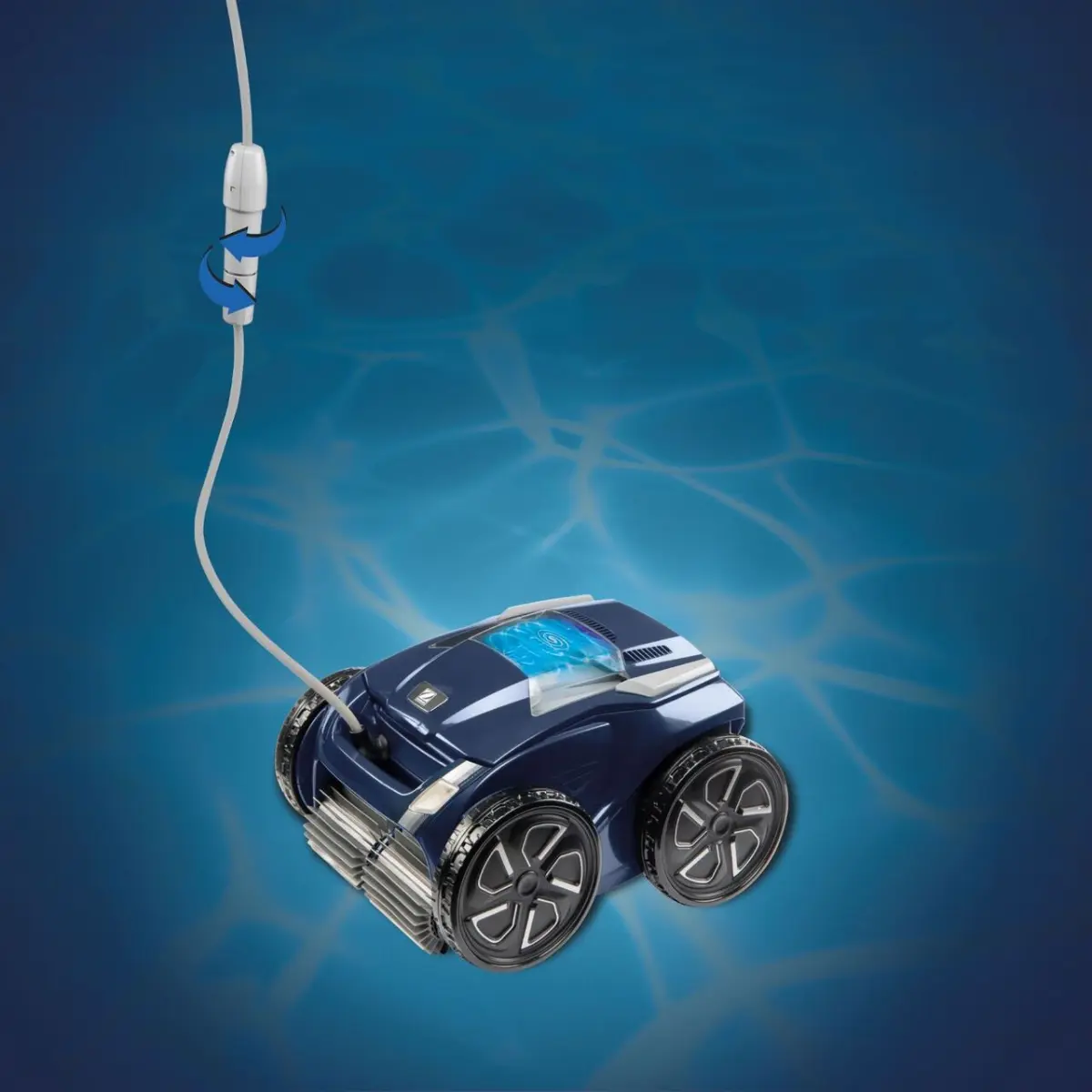 Elektrischer Poolreiniger Alpha Iq Ra 6500 Iq Im Einsatz