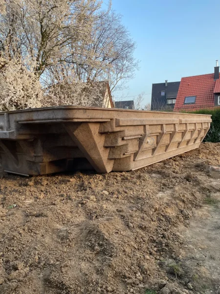 Bilder Videos Anlieferung Eines Gfk Pools Mit Dem Kran